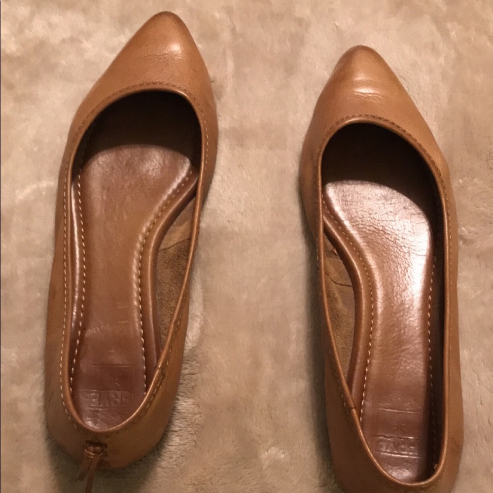 Regina Frye flats size 9.5